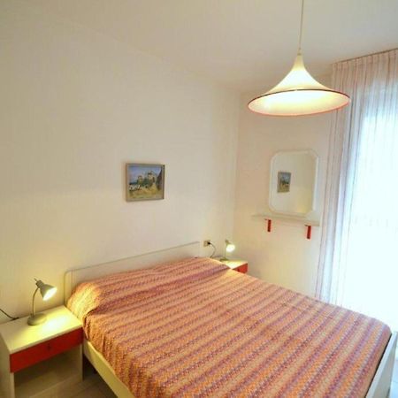 Albatros Apartment Бибионе Екстериор снимка